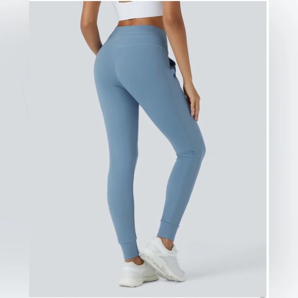 Halara SoftlyZero High Waisted Joggers Full Length in Gray Blue NWT Activewear - Picture 2 of 7